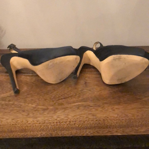 BCBG satin peep toe platform stilettos - Picture 3 of 3